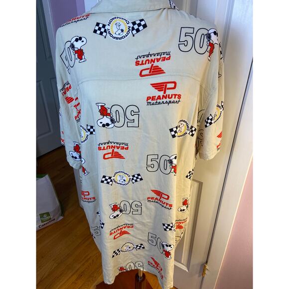 Peanuts Motorsport Men's button down - Picture 4 of 6